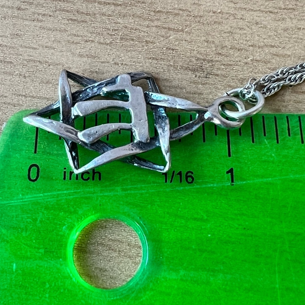 VINTAGE MAGEN DAVID STAR OF DAVID CHAI PENDANT NECKLACE 925 STERLING SILVER - Picture 8 of 16